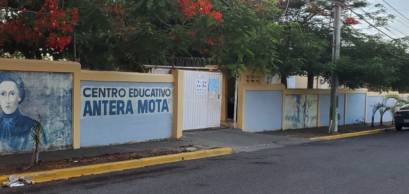 Realizan estudio para determinar suerte escuela antera Mota