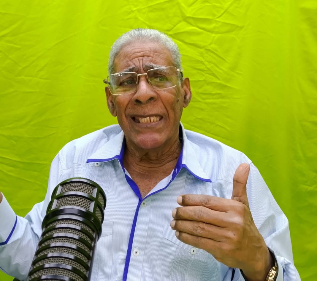 Mena Castro: es imposible que el gobierno cumpla metas económicas debido a una falta de planificación