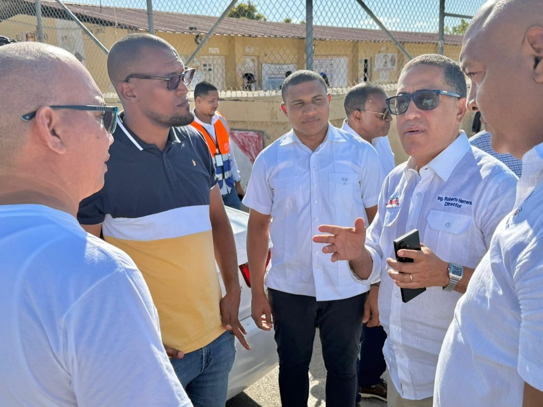 Gobierno acelera la construcción de 18 proyectos escolares en Bahoruco a través del Plan 24/7-365