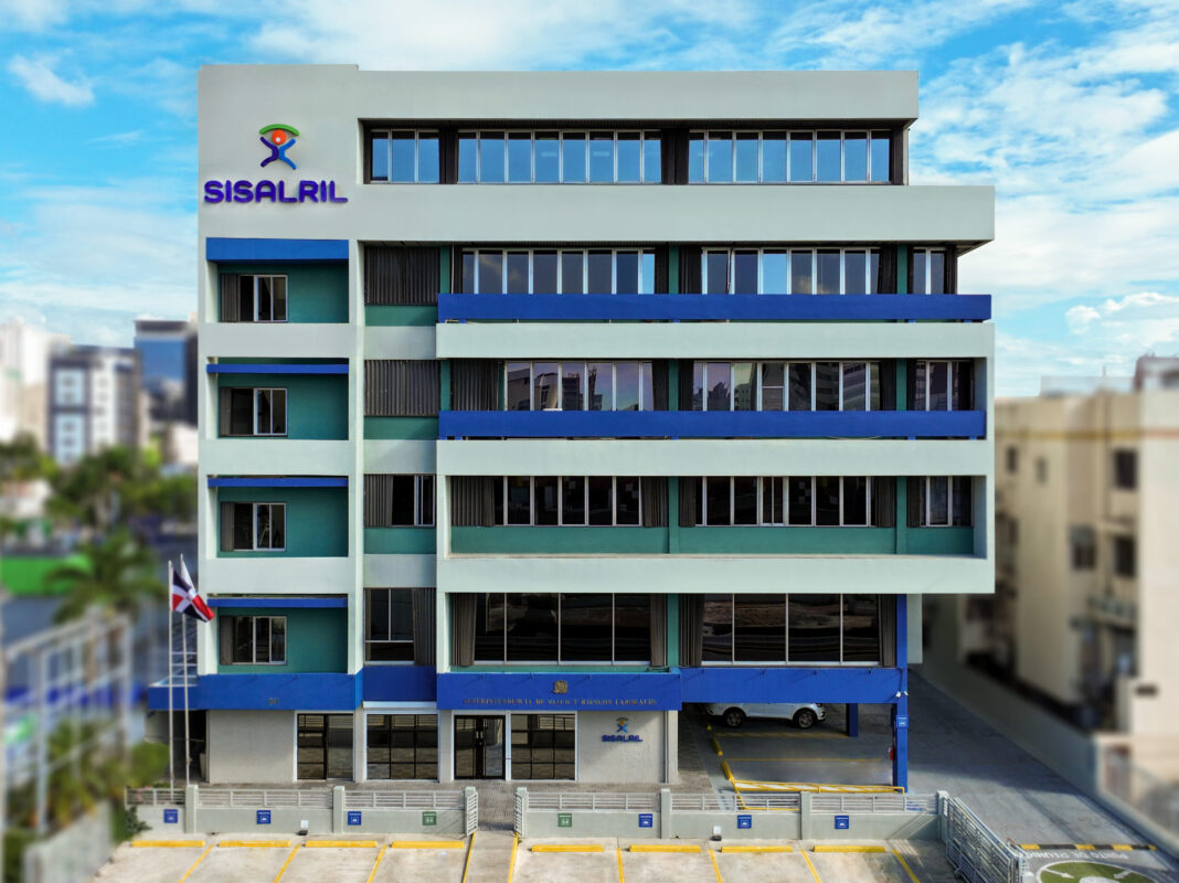 SISALRIL y OPS presentan informe: más de 395 mil hospitalizaciones en RD pudieron haberse prevenido