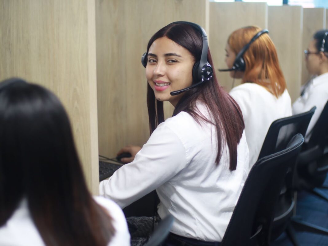 Más de 1.8 millones de servicios gestionados por el Centro de Contacto Gubernamental