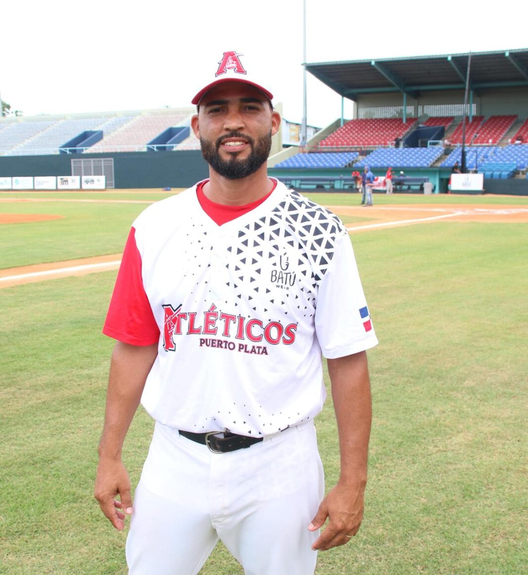 Atlético anuncian a Felix Santiago como coah de pitcheo