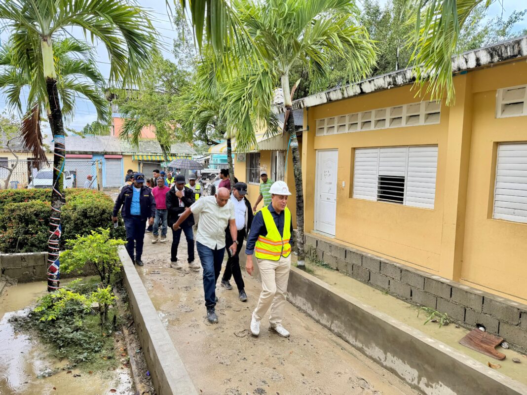 Infraestructura Escolar dispone rehabilitación inmediata de siete escuelas impactadas por inundaciones en Puerto Plata