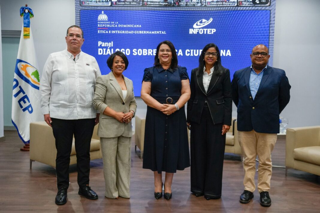 Promueven cultura de integridad con diálogo sobre ética ciudadana