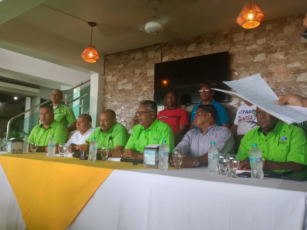 Taxistas dice no permitirán trencito en Puerto Plata