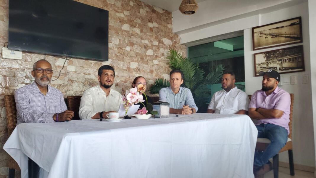 PLD condena agresión policial en contra del edil Alfred Cid
