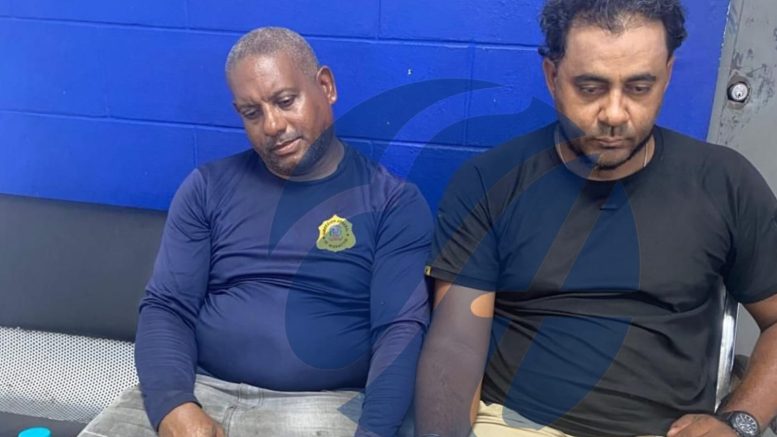 Dos empleados de Migración acusados de traficar haitianos