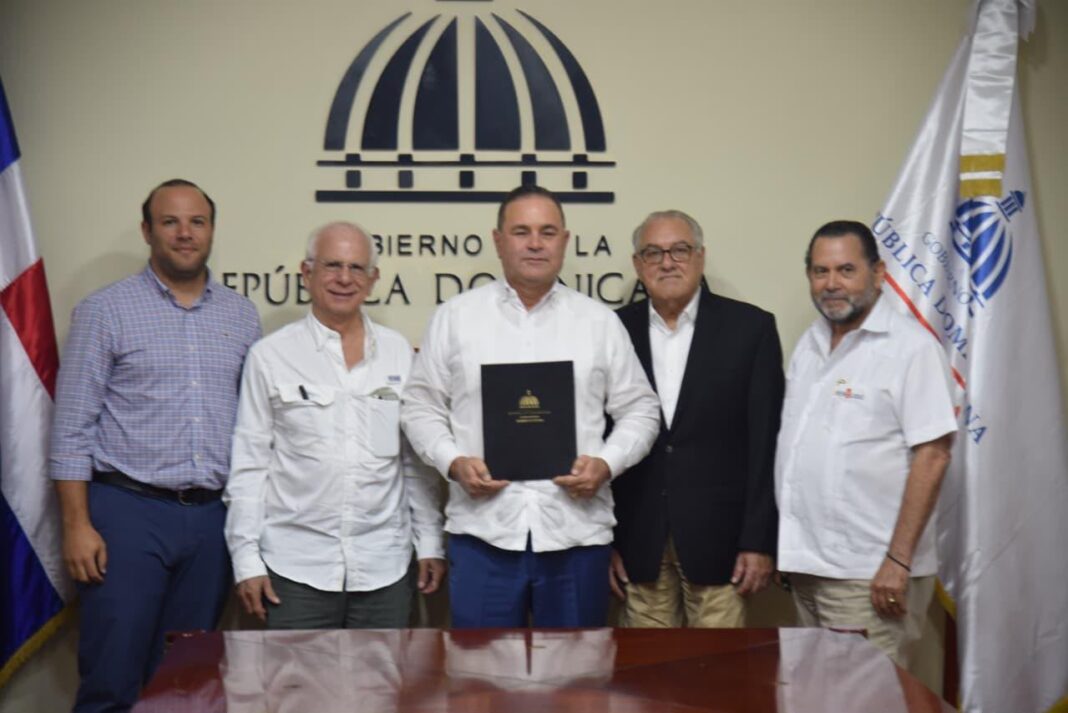 Gobierno extiende subsidio a fertilizantes y supera los RD$2,151 millones para proteger producción