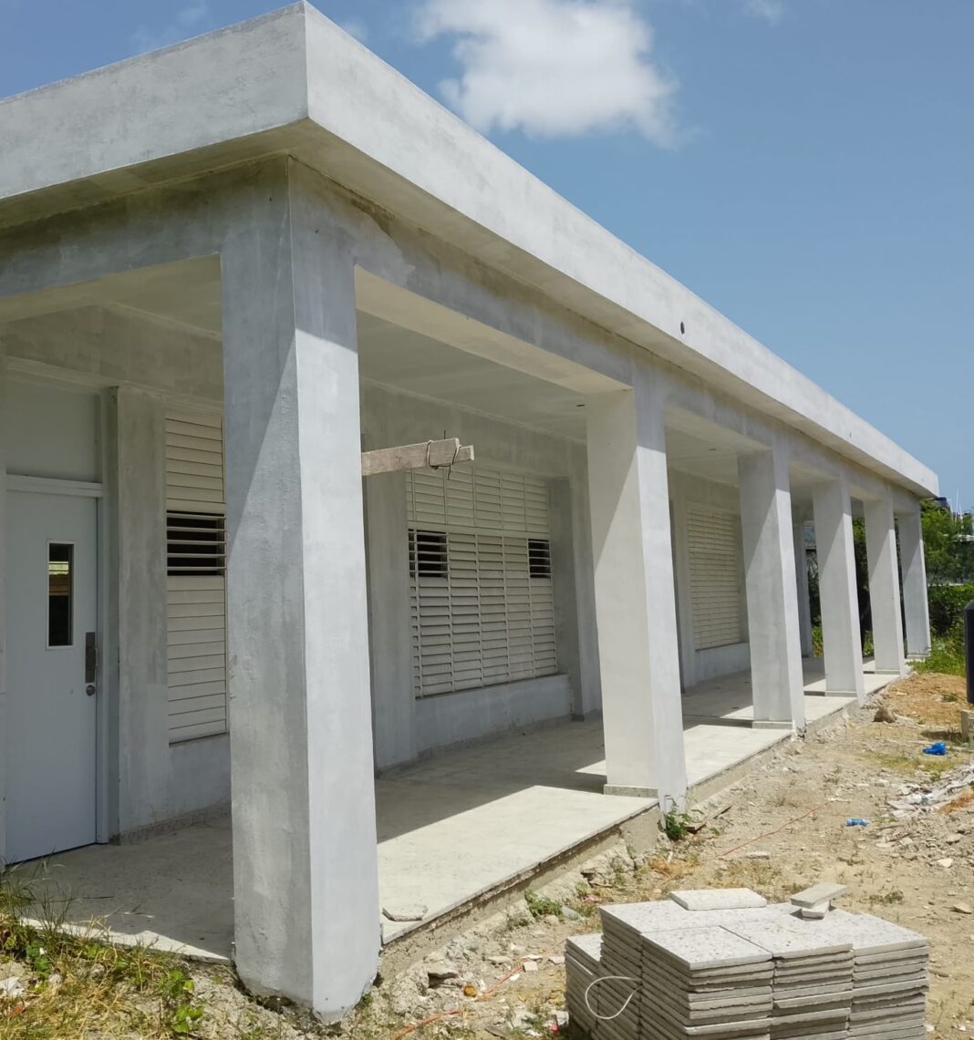 Gobierno amplia cobertura con nuevas aulas de inicial en Villa Isabela