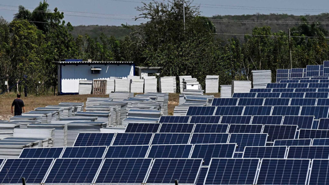 Llegan sistema de energía desde Chica a Cuba