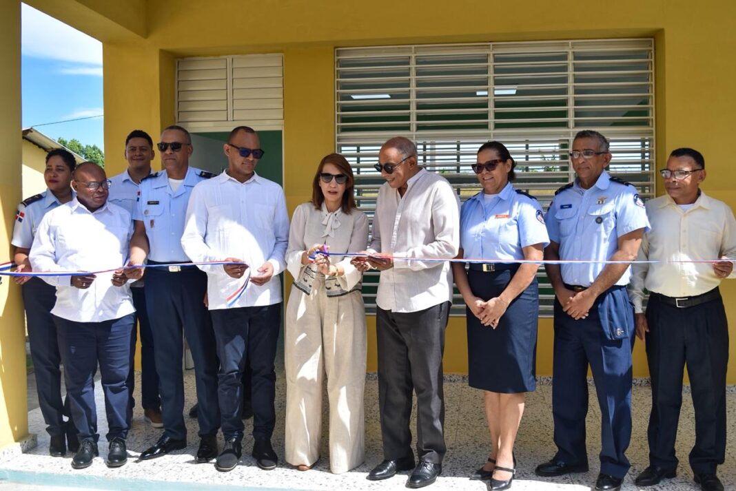 Infraestructura Escolar inaugura 10 nuevas aulas del nivel inicial y construye 3 centros educativos en Puerto Plata