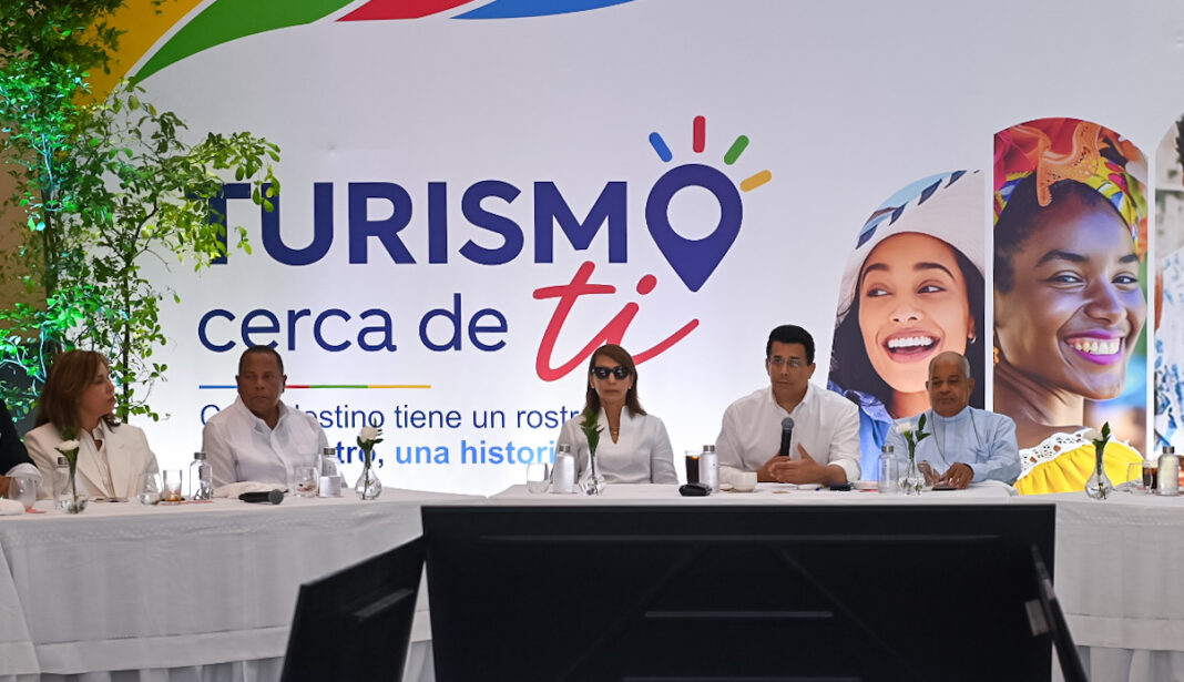 David Collado lanza en Puerto Plata el programa nacional “Turismo Cerca de Ti”.