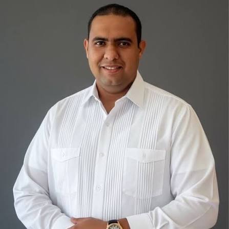 Roque de León dice obras son la mejor carta de presentación del gobierno