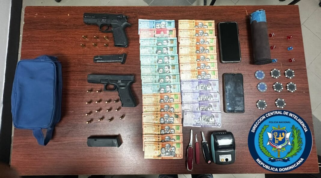 DINTEL ocupa dos pistolas, 19 cápsulas y otros efectos durante operativos en Puerto Plata