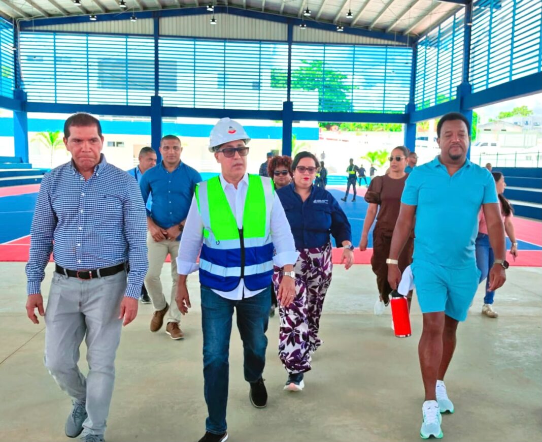 Complejo Educativo y Deportivo Pedro Martínez de 55 aulas en Manoguayabo está listo para ser entregado