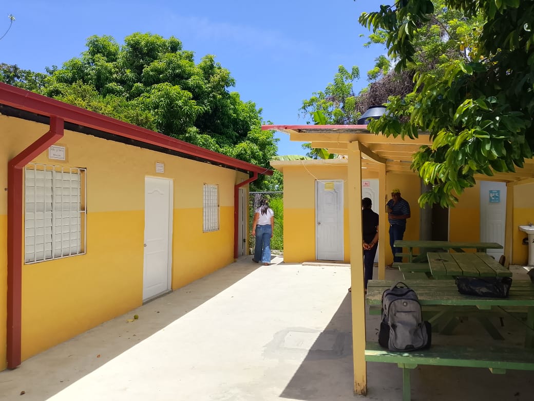 Infraestructura Escolar acelera mantenimientos de 12 centros educativos en Puerto Plata